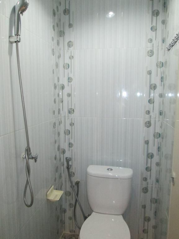 Green Leaf Inn Pontianak Room photo