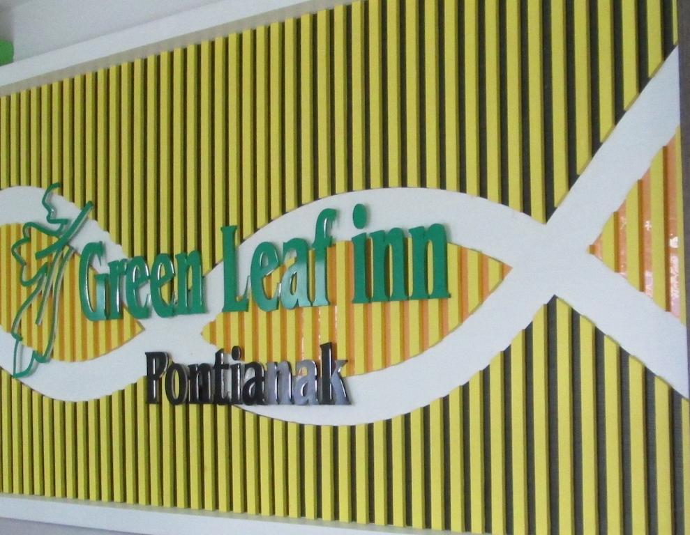 Green Leaf Inn Pontianak Exterior photo